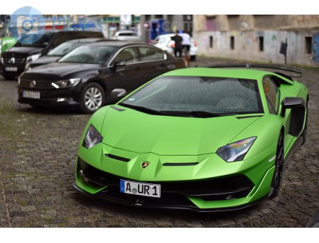 A UR 1, Lamborghini Aventador