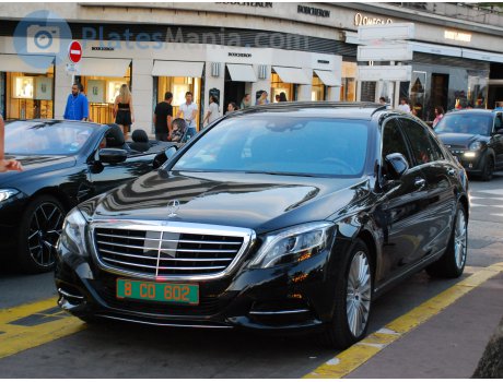 8 CD 602, Mercedes-Benz S-Klasse