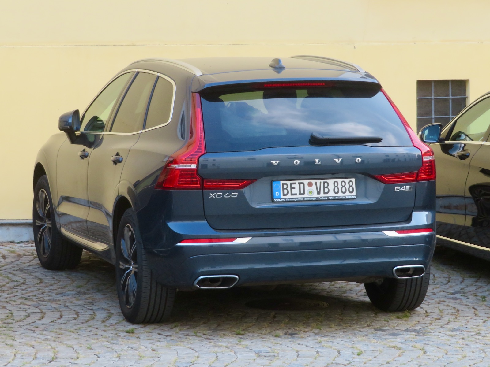 BED VB 888, Volvo XC60 2nd gen (246), 2017–2025