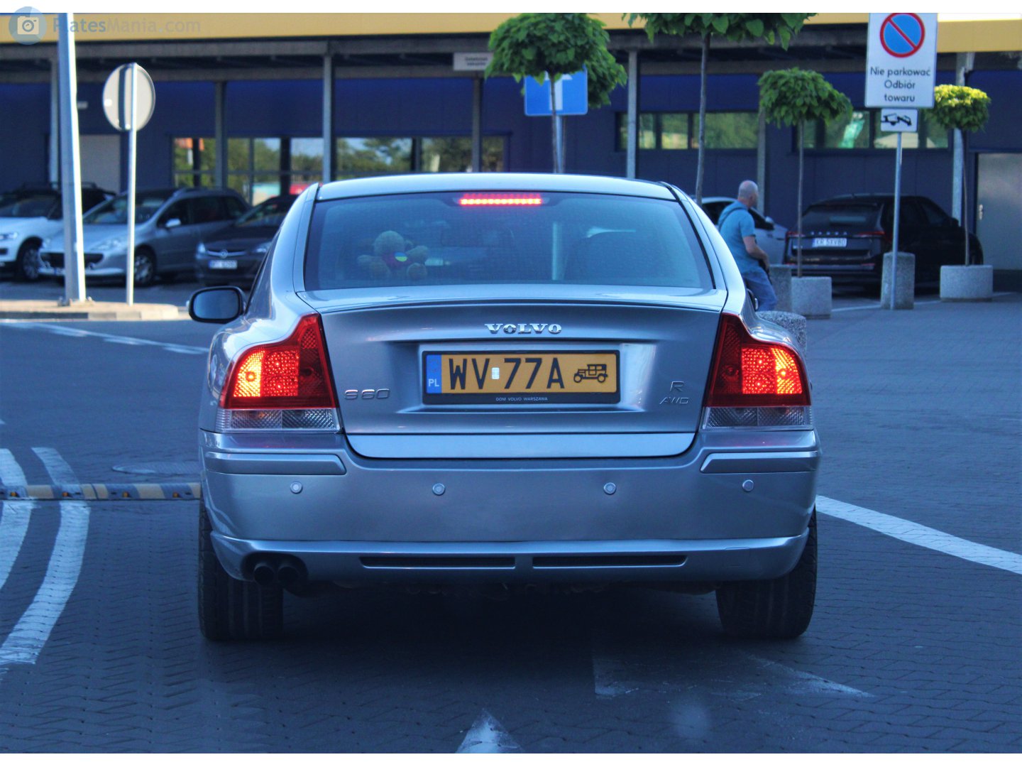 WV 77A, Volvo S60 1st gen (384), 2001–2009