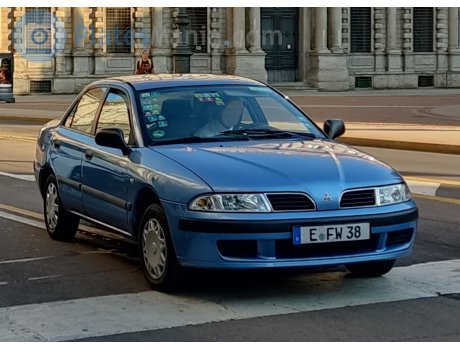 E FW 38, Mitsubishi Carisma