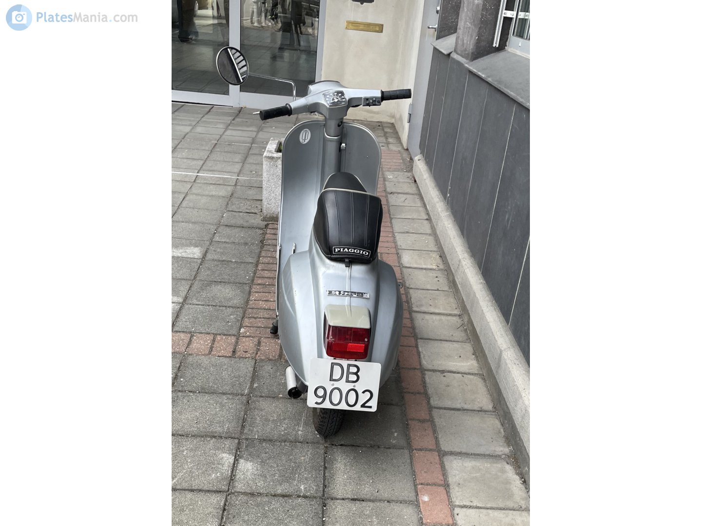 DB 9002, Vespa 50 
