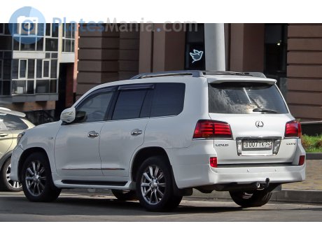 в007тк52, Lexus LX