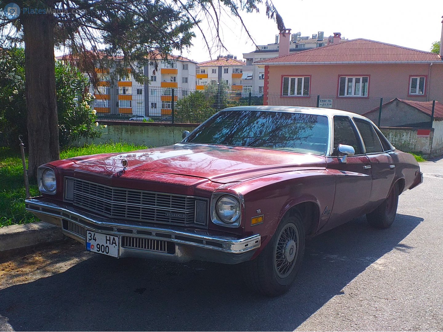 34 HA 900, Buick Century 3rd gen 4-door Sedan (29; A-body), 2nd facelift, 1974–1975