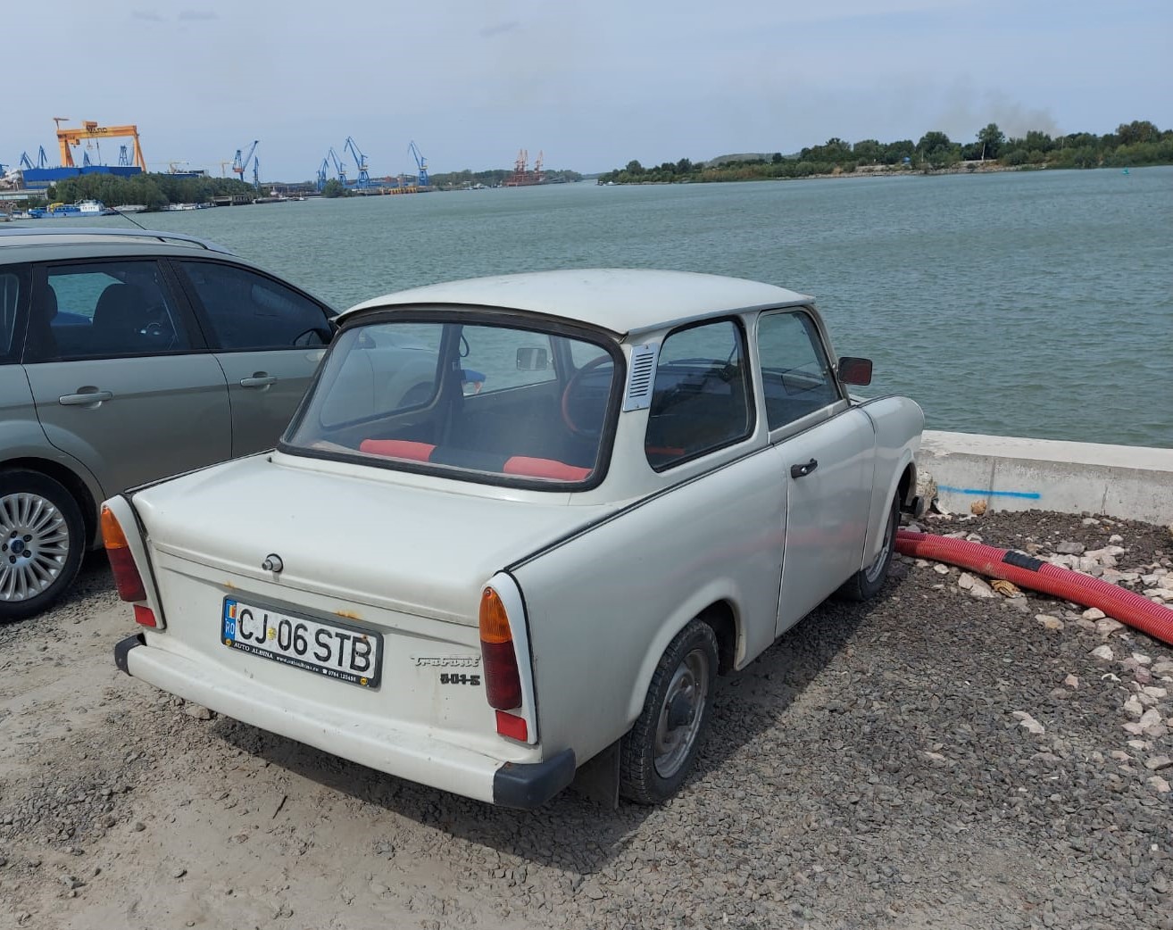 CJ 06 STB, Trabant 601 Limousine, 1964–1990
