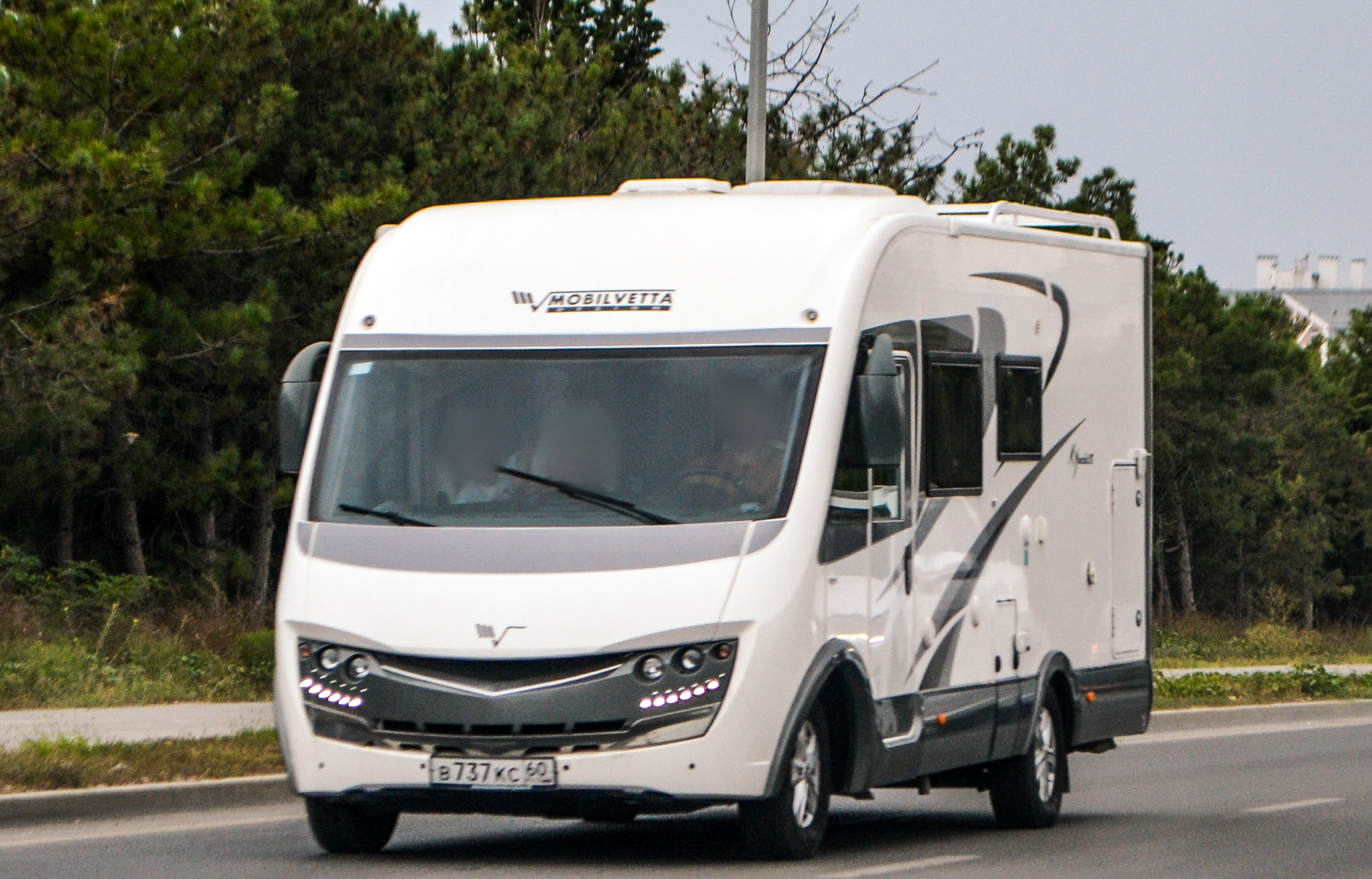 в 737 кс 60, Mobilvetta K-Yacht 