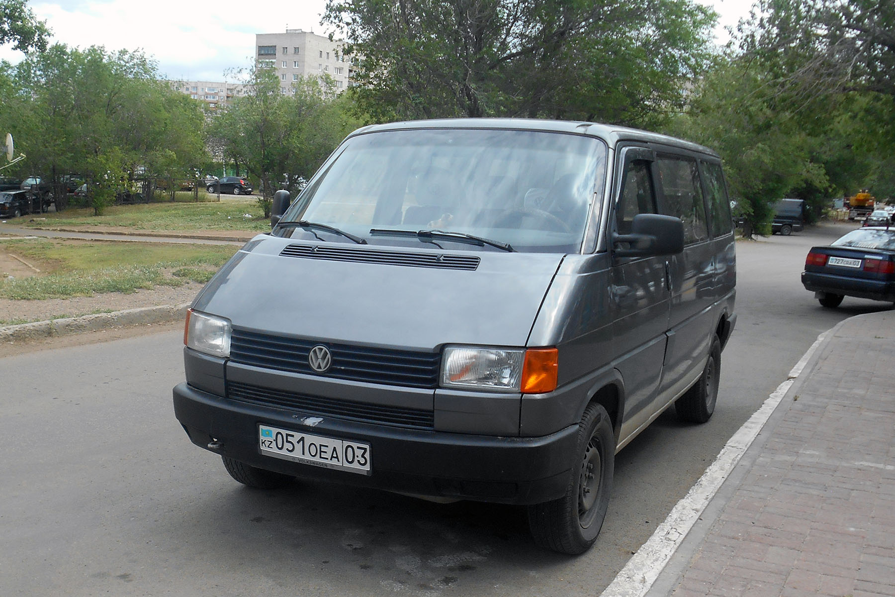 051 OEA 03, Volkswagen Transporter 4th gen Van (T4) (70/7D), 1990–2003