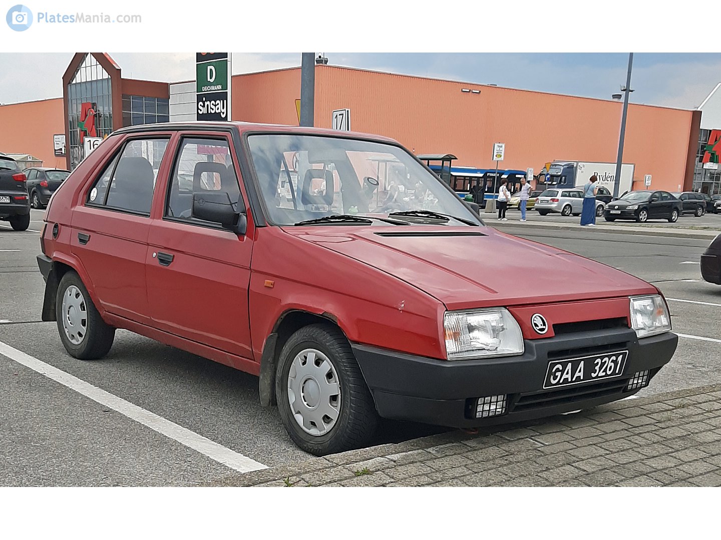 GAA 3261, Skoda Favorit 1st gen Hatch (Type 781), 1987–1995