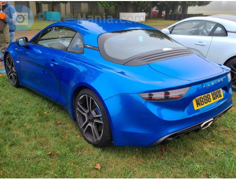 M888 WMW, Alpine A110
