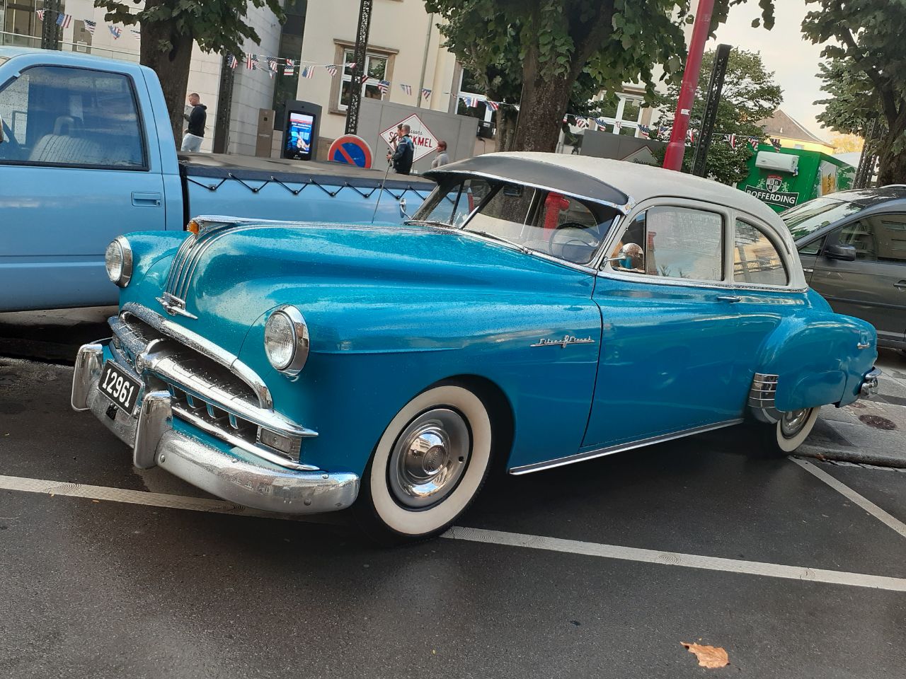 12961, Pontiac Eight 