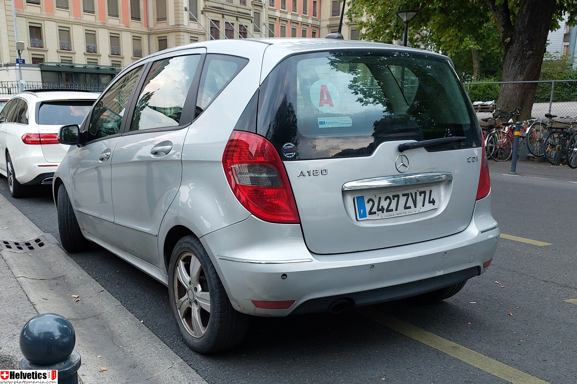 2427 ZV 74, Mercedes-Benz A-Klasse 2nd gen 5-door Hatch (W169), facelift, 2008–2012