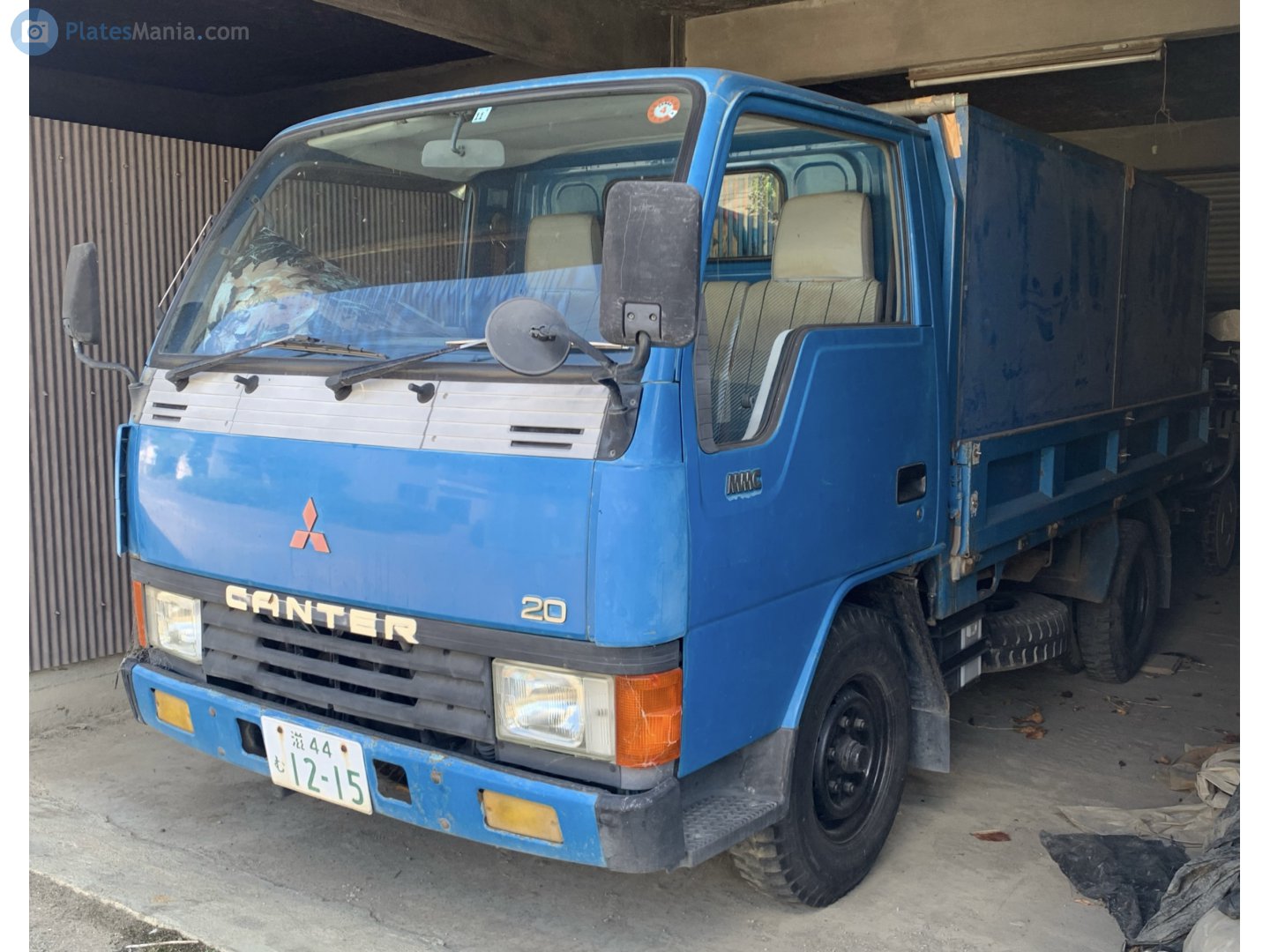 滋 44 む 1215, Mitsubishi Canter 5th gen (FE3/FE4), 1985–1993