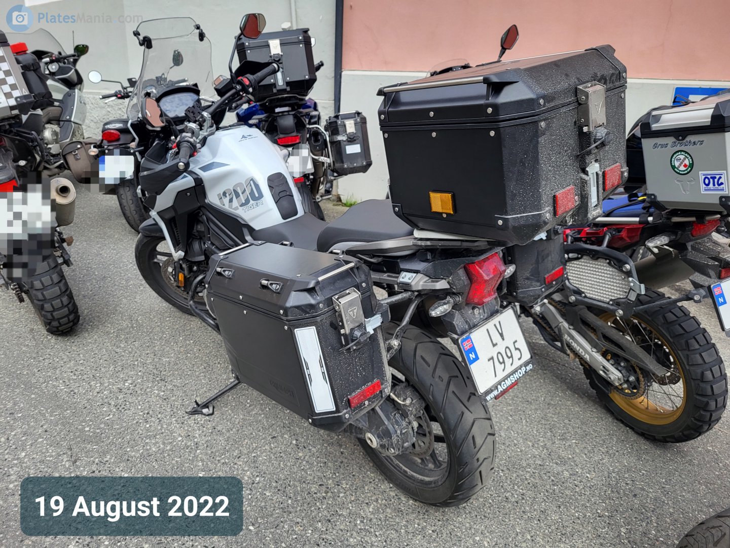 LV 7995, Triumph Motorcycles Tiger 800/1200/Explorer, 2010–2020