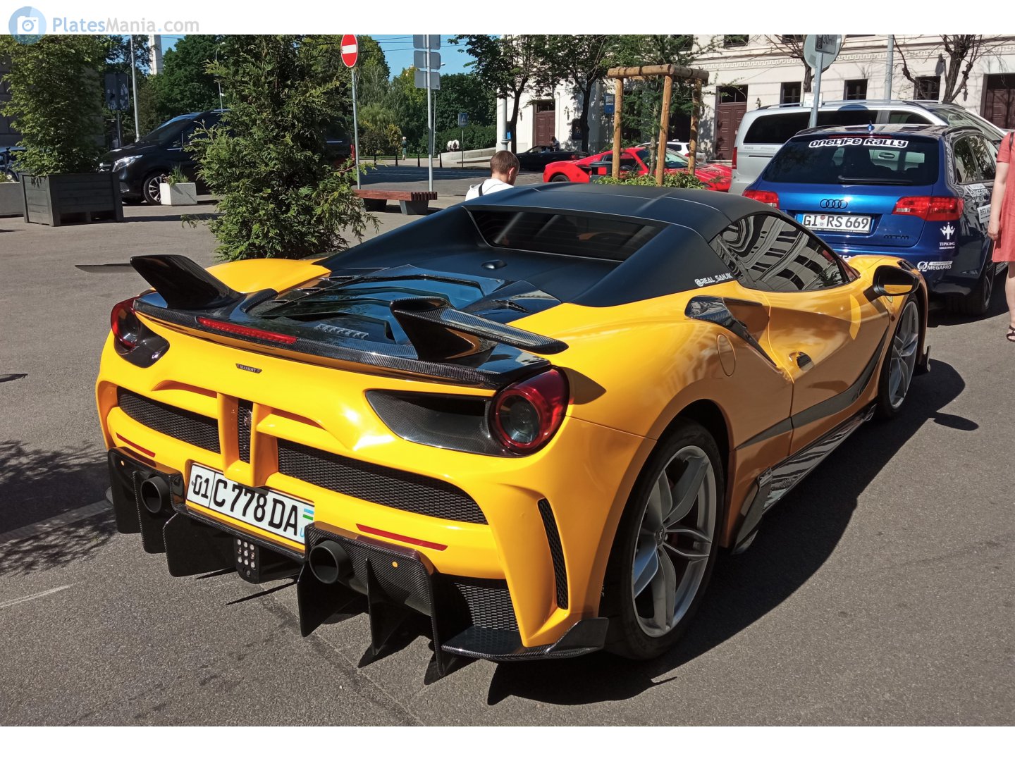 01 C 778 DA, Ferrari 488 1st gen Spider (F142M), 2015–2019