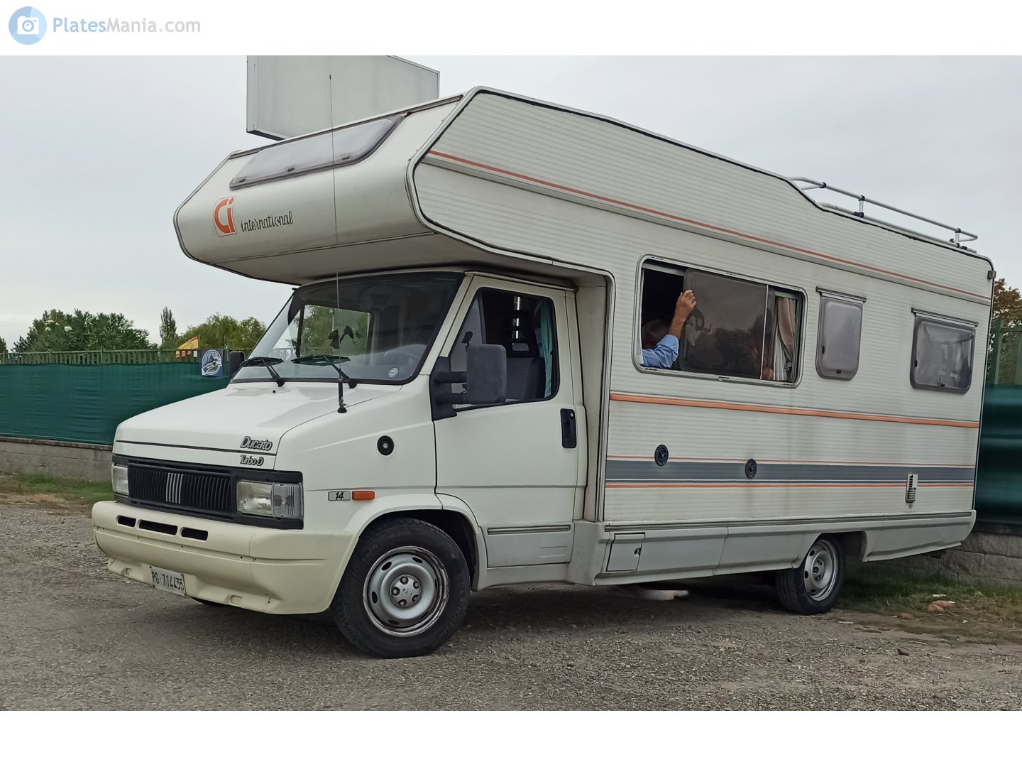 PG 714435, Caravans International International 