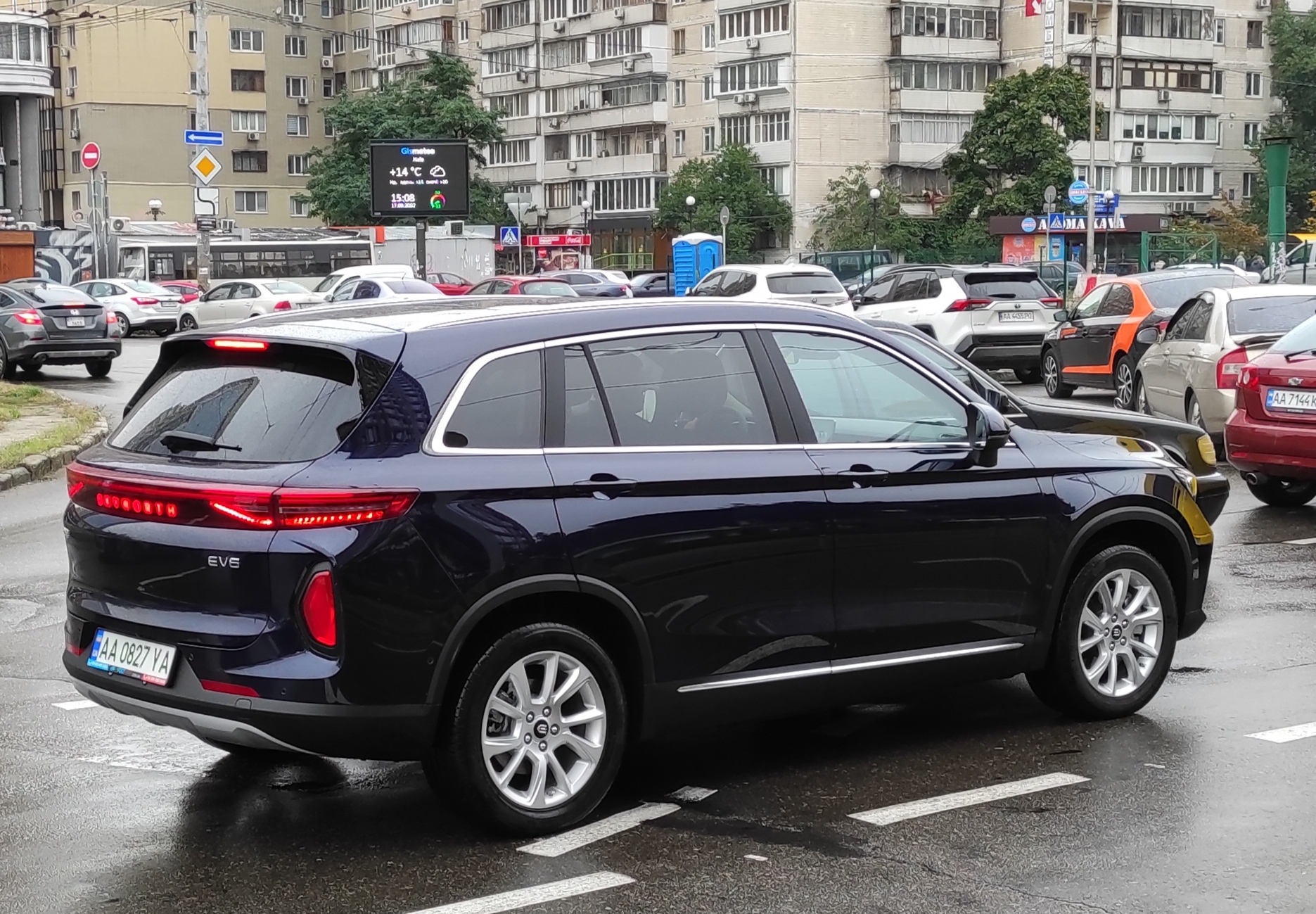 AA 0827 YA, Skywell EV6 