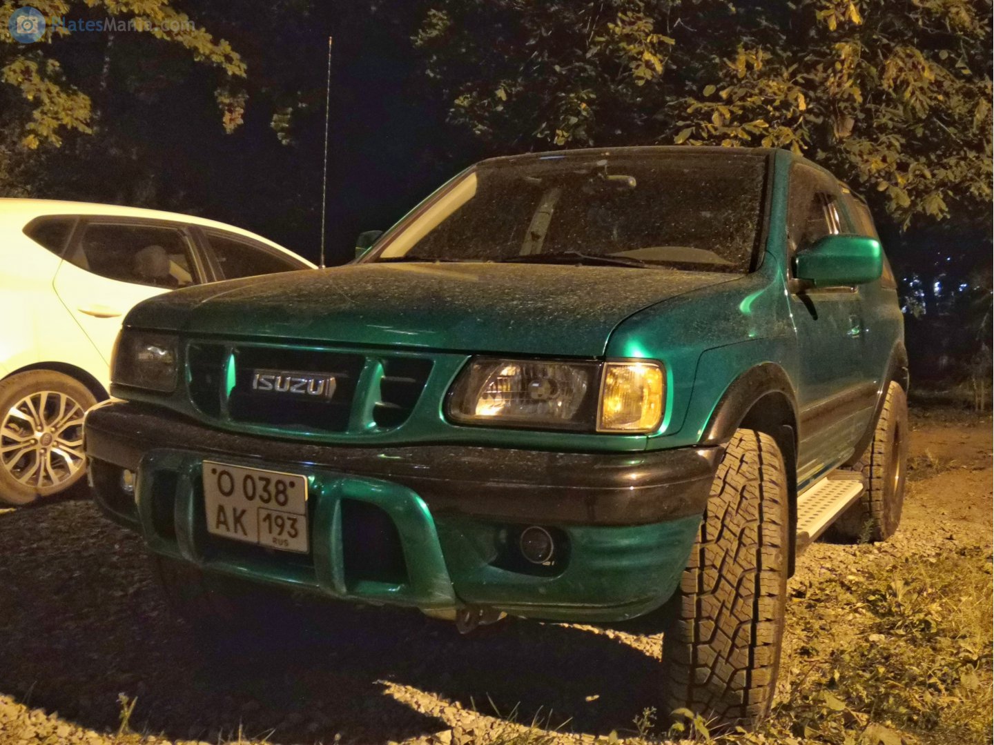 о 038 ак 193, Isuzu Rodeo 2nd gen Sport 3-door SUV (UE; US-market), 2000–2004