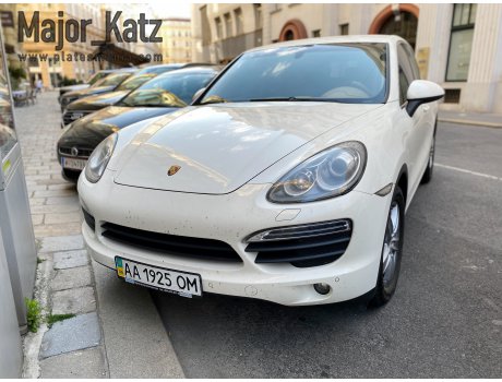 AA 1925 OM, Porsche Cayenne