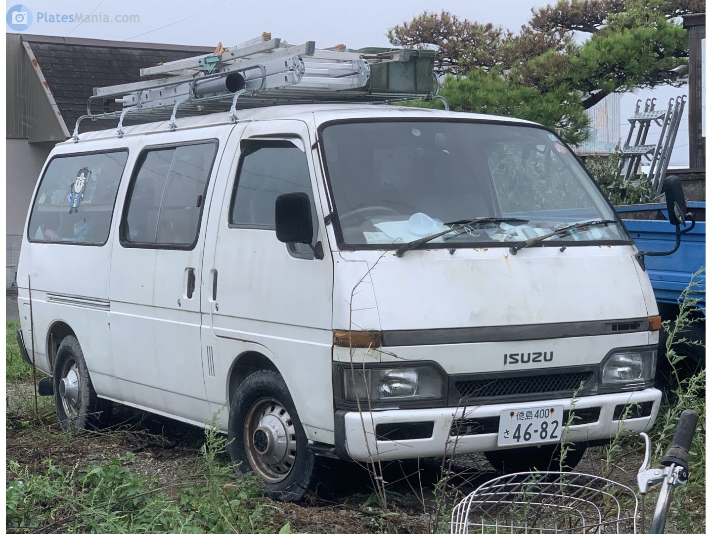 徳島 400 さ 4682, Isuzu Fargo 1st gen (WFR62), Van, 1980–1995