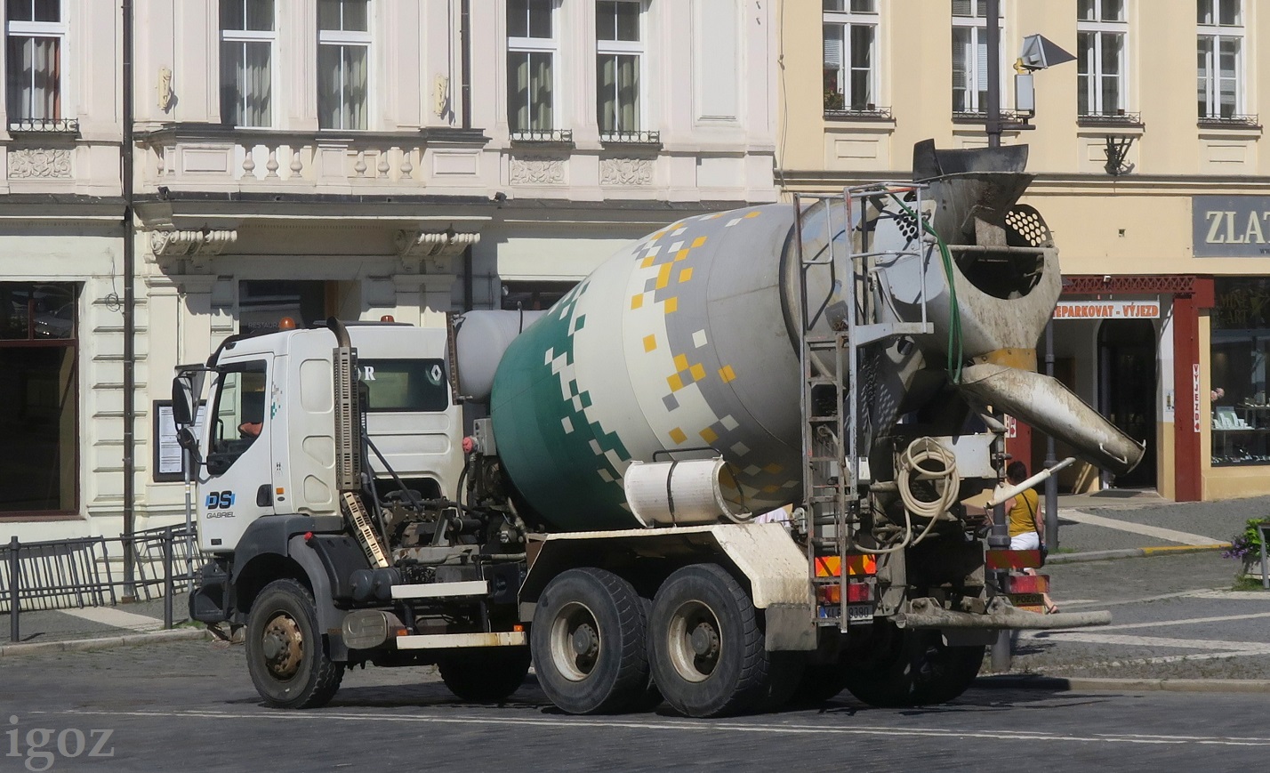 4L6 8380, Renault Maxter 1st gen, 1992–1997