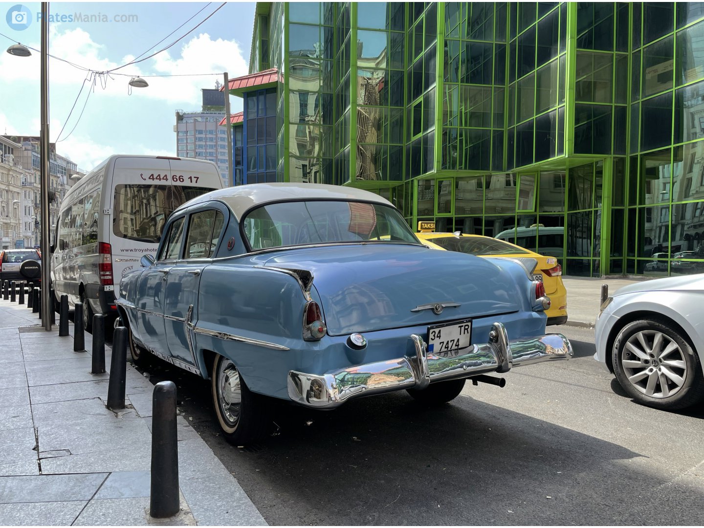 34 TR 7474, Plymouth Cranbrook Sedan (P23/P24/P25), 1951–1953 (–1956 for AU-market)