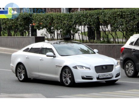 е009ам152, Jaguar XJ