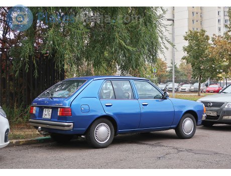 в124ом750, Mazda 323