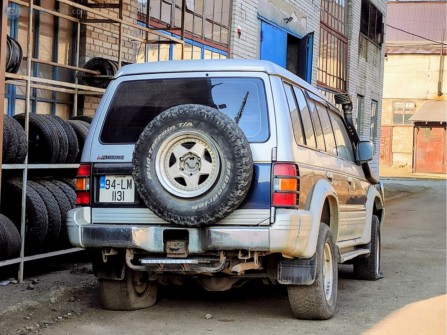 94-LM-1131, Mitsubishi Shogun 2nd gen 5-door SUV (V20), 1991–1999