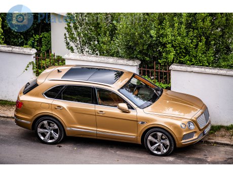 AA 8792 TO, Bentley Bentayga