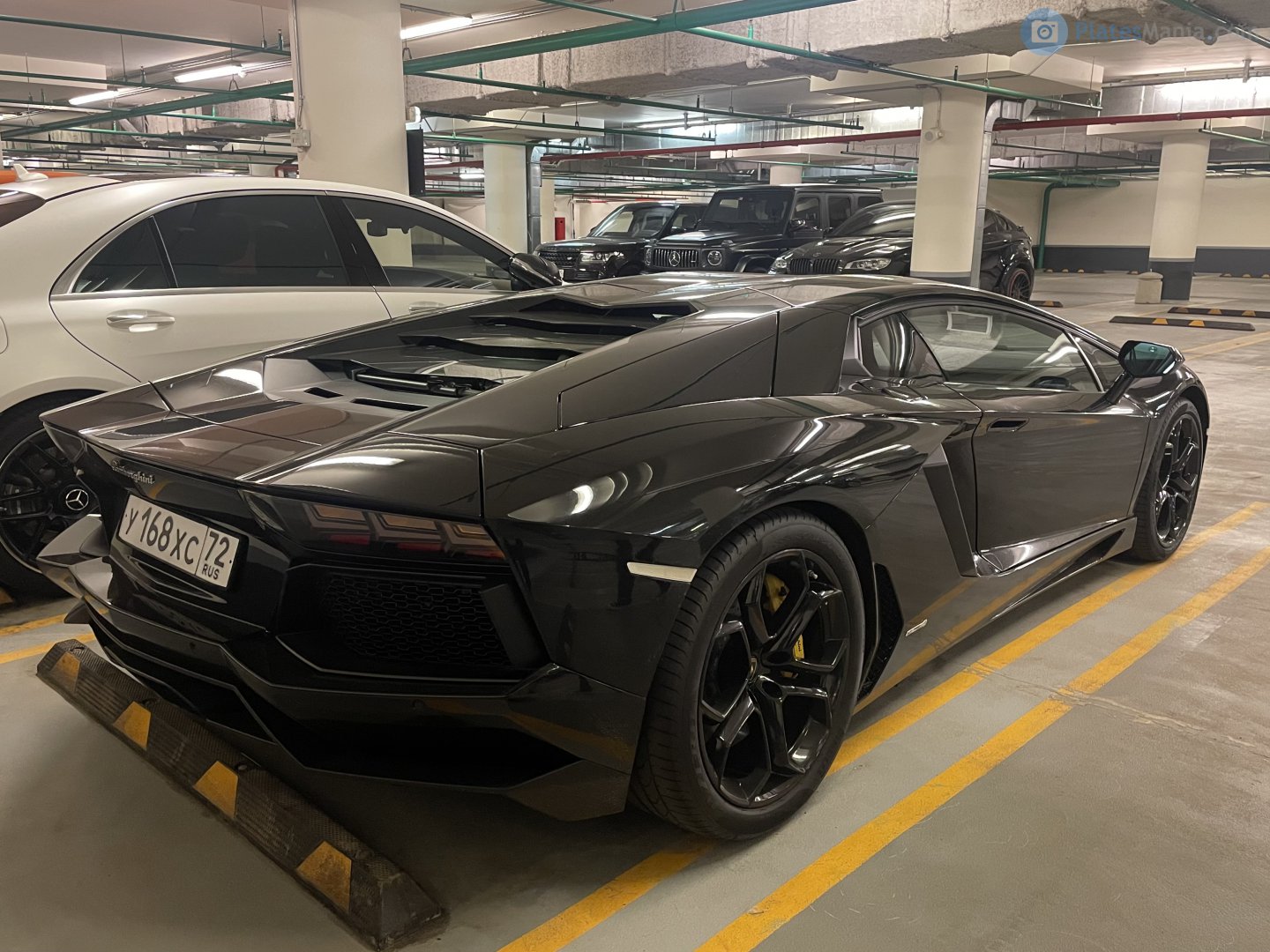 у 168 хс 72, Lamborghini Aventador LP700-4, 2011–2016