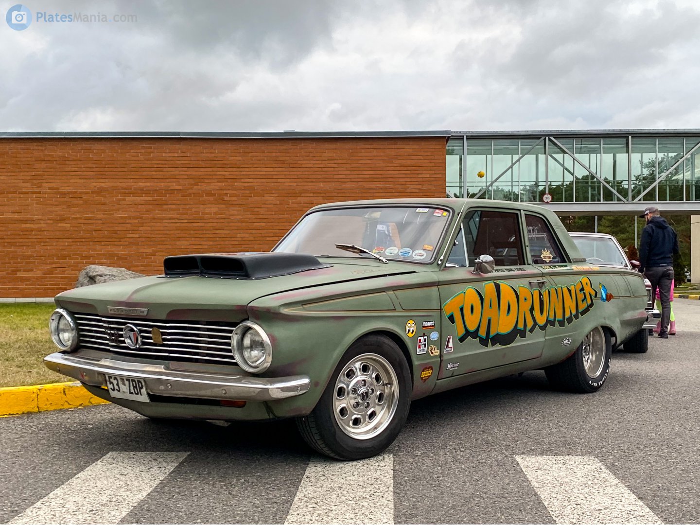 53 ZBP, Plymouth Valiant 