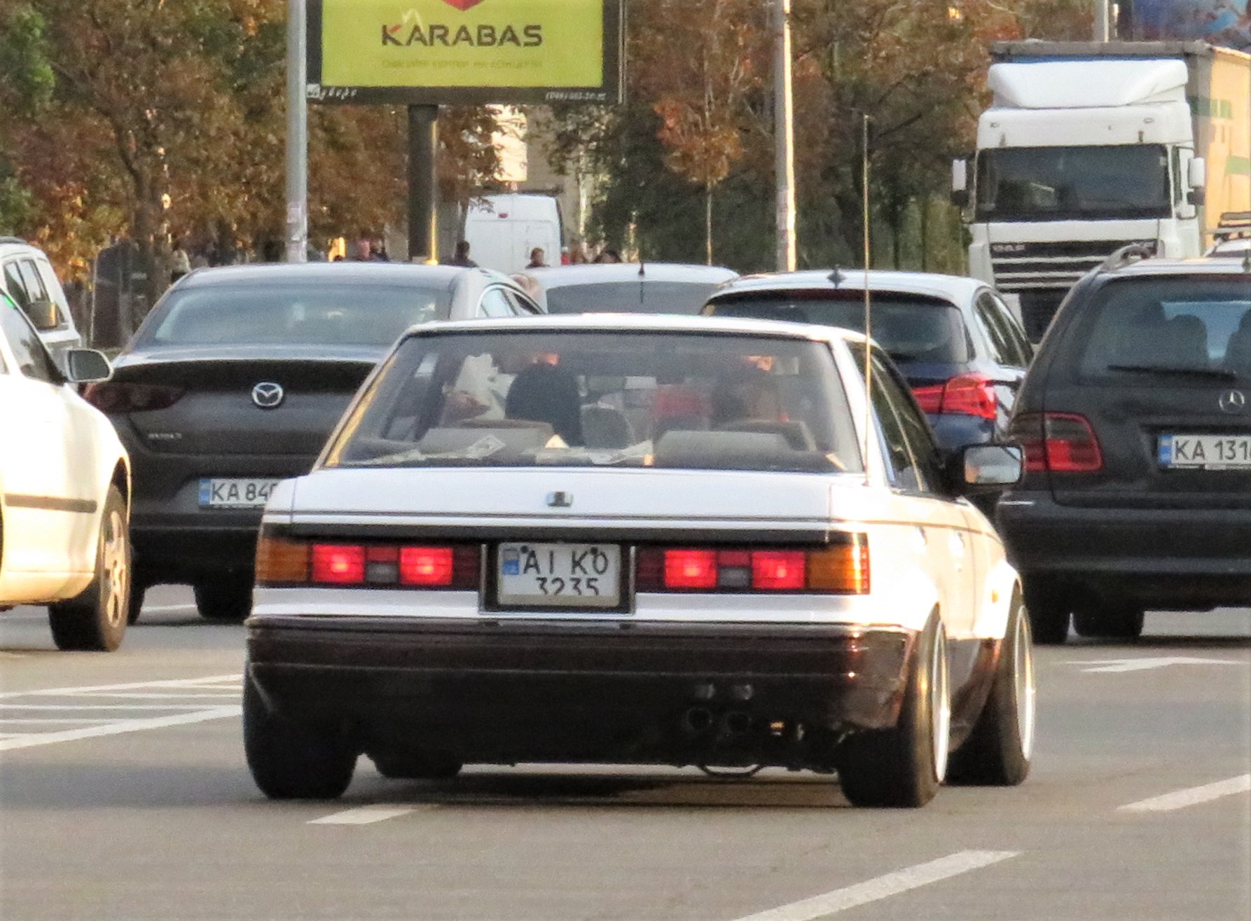 AI 3235 KO, Nissan Bluebird 7th gen Hardtop (U11), 1983–1987