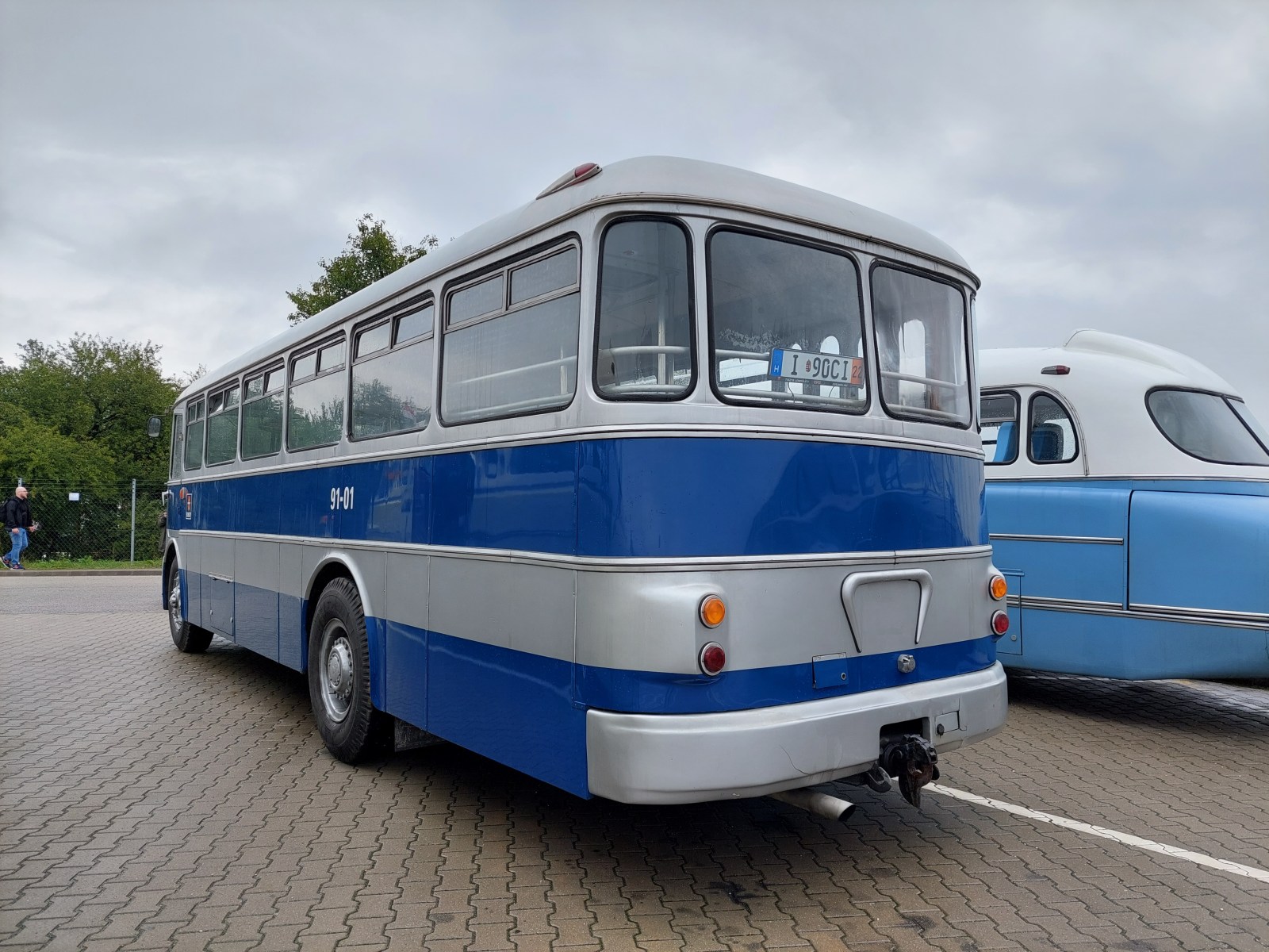 I 90CI, Ikarus 620 