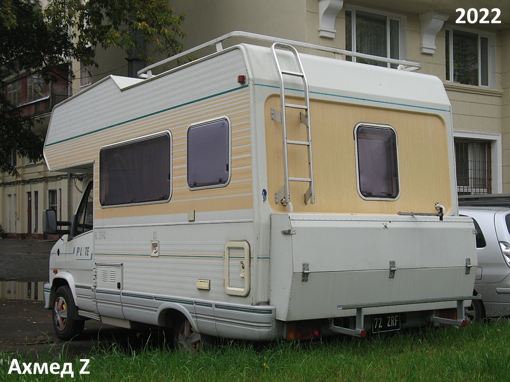 72 ZRF, Pilote R-Series 