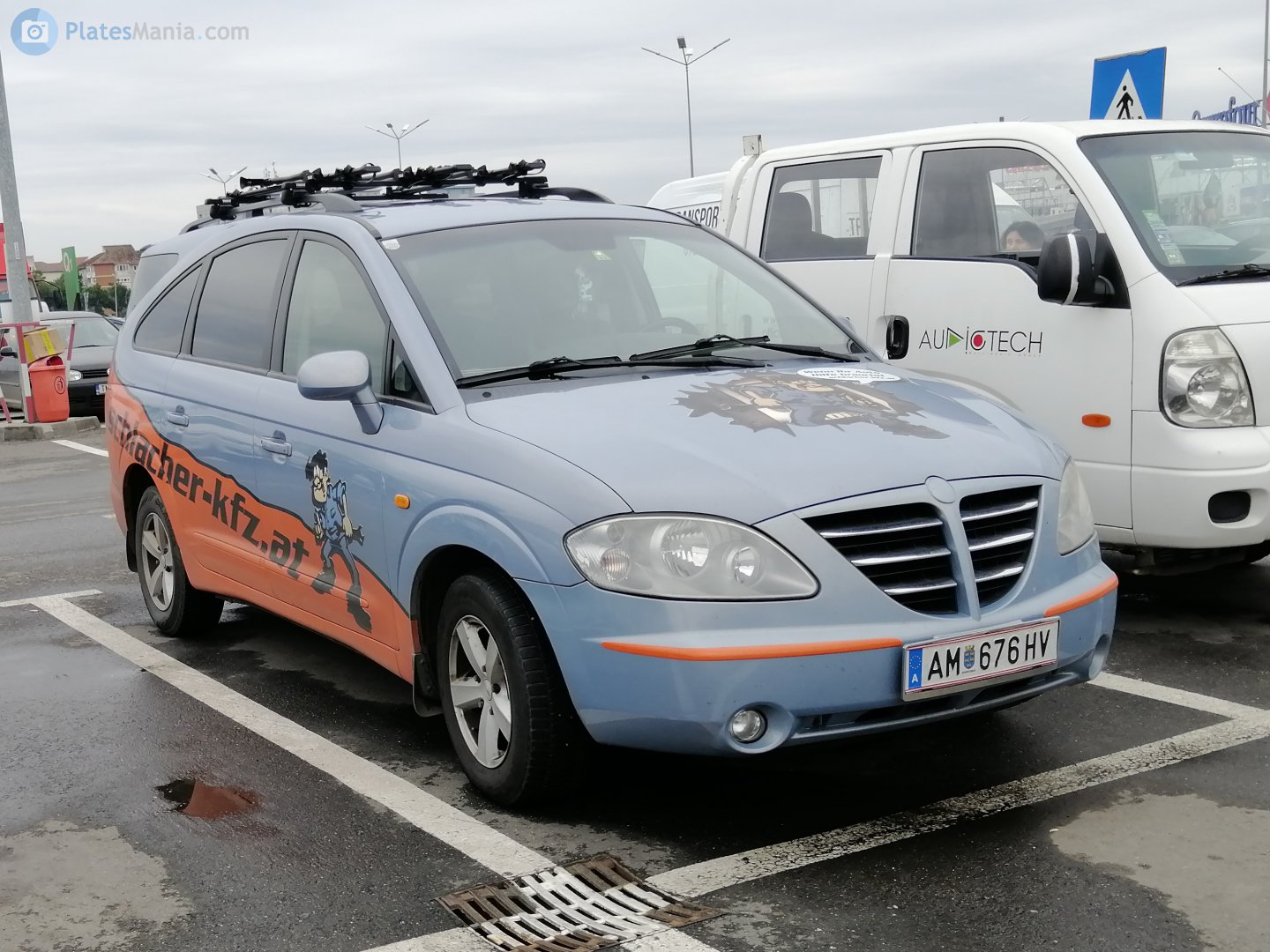 AM 676 HV, SsangYong (KGM) Rodius / Stavic / Turismo 1st gen (A100), 2004–2007