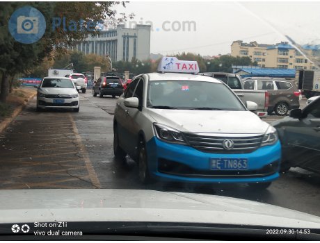 黑E·TN863, DongFeng Fengshen A60