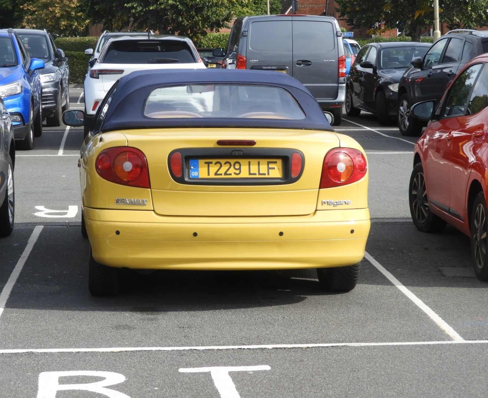 T229LLF, Renault Mégane 1st gen Cabriolet (E64), facelift, 1999–2002