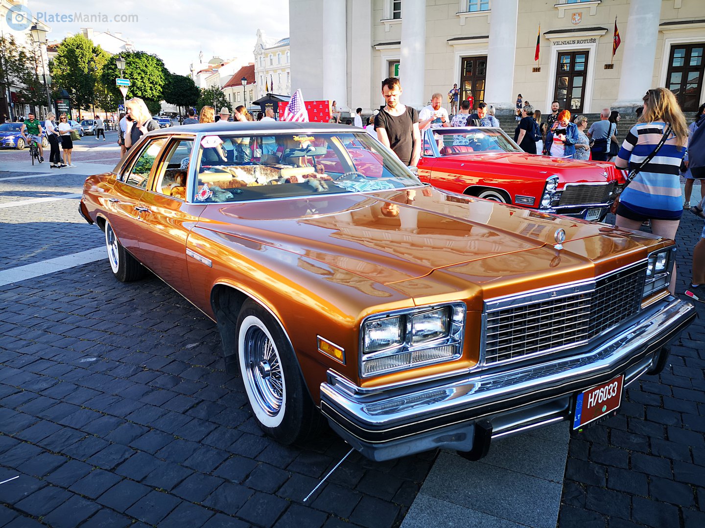 H76033, Buick LeSabre 4th gen 1976 Sedan (4B; B-body), 5th facelift, 1975–1976