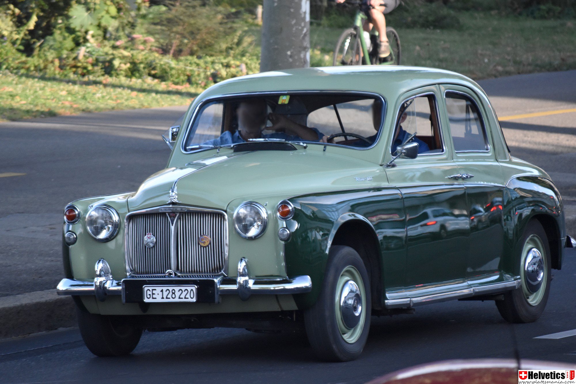 GE 128220, Rover P4 
