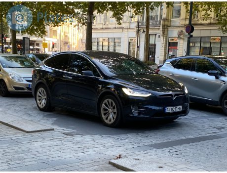 AI 8010 HB, Tesla Model X