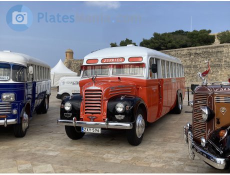 ZXY 596, Ford Thames 400E