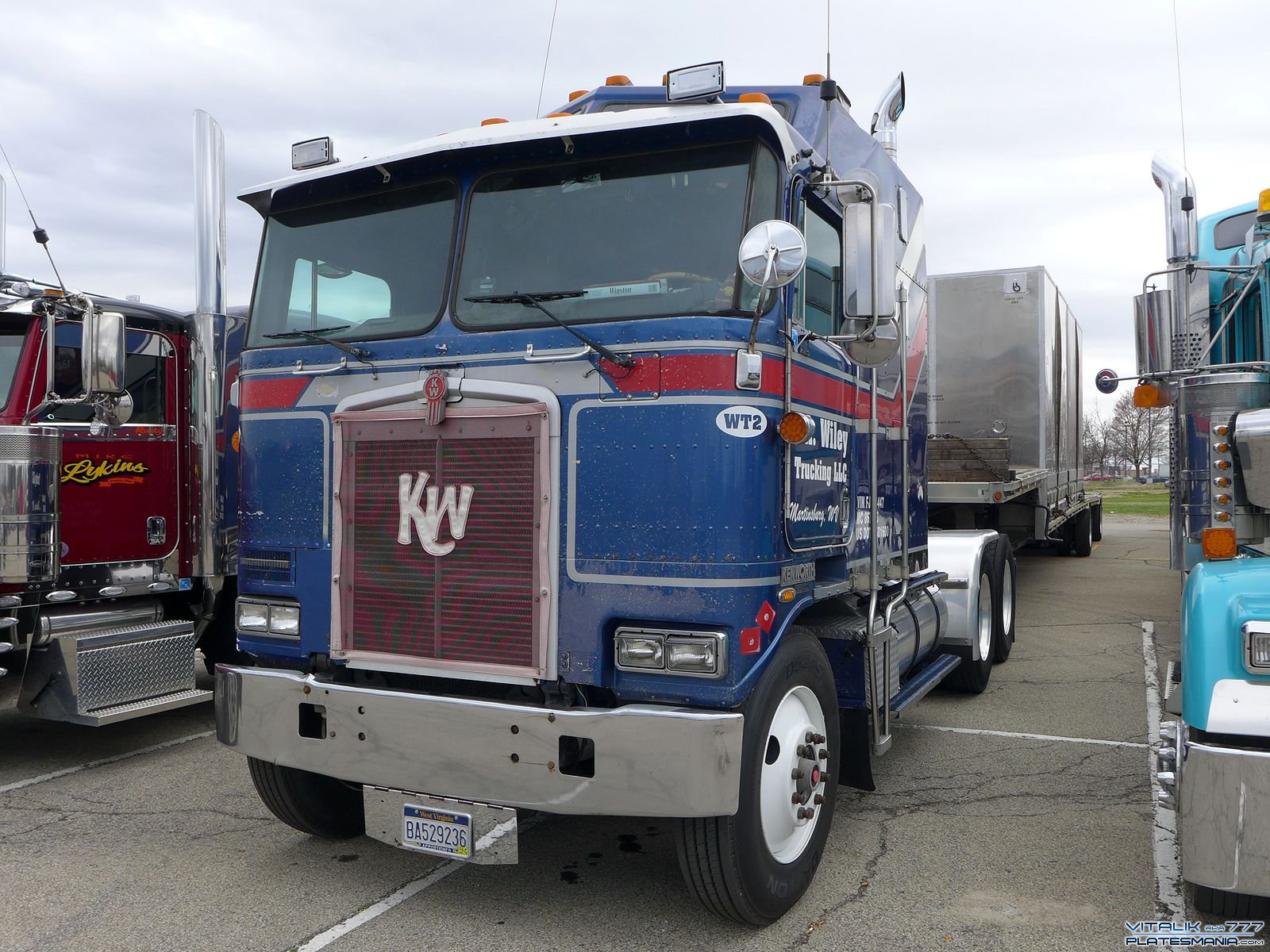 BA529236, Kenworth K100 