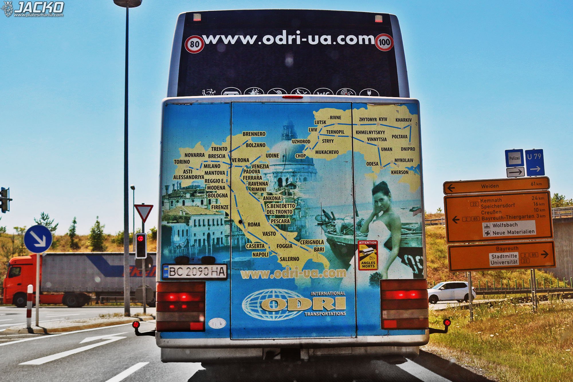 BC 2090 HA, Van Hool TD927 