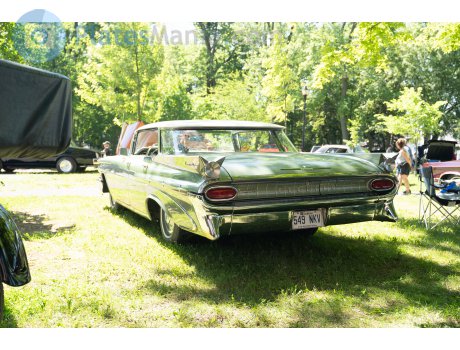 549 NKV, Pontiac Laurentian