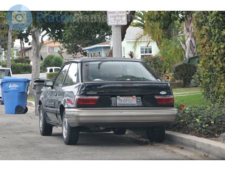 2KOP124, Ford Escort