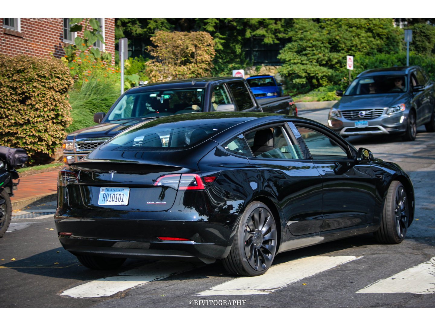 R010101, Tesla Model 3 1st gen (5YJ3), 2017–2023