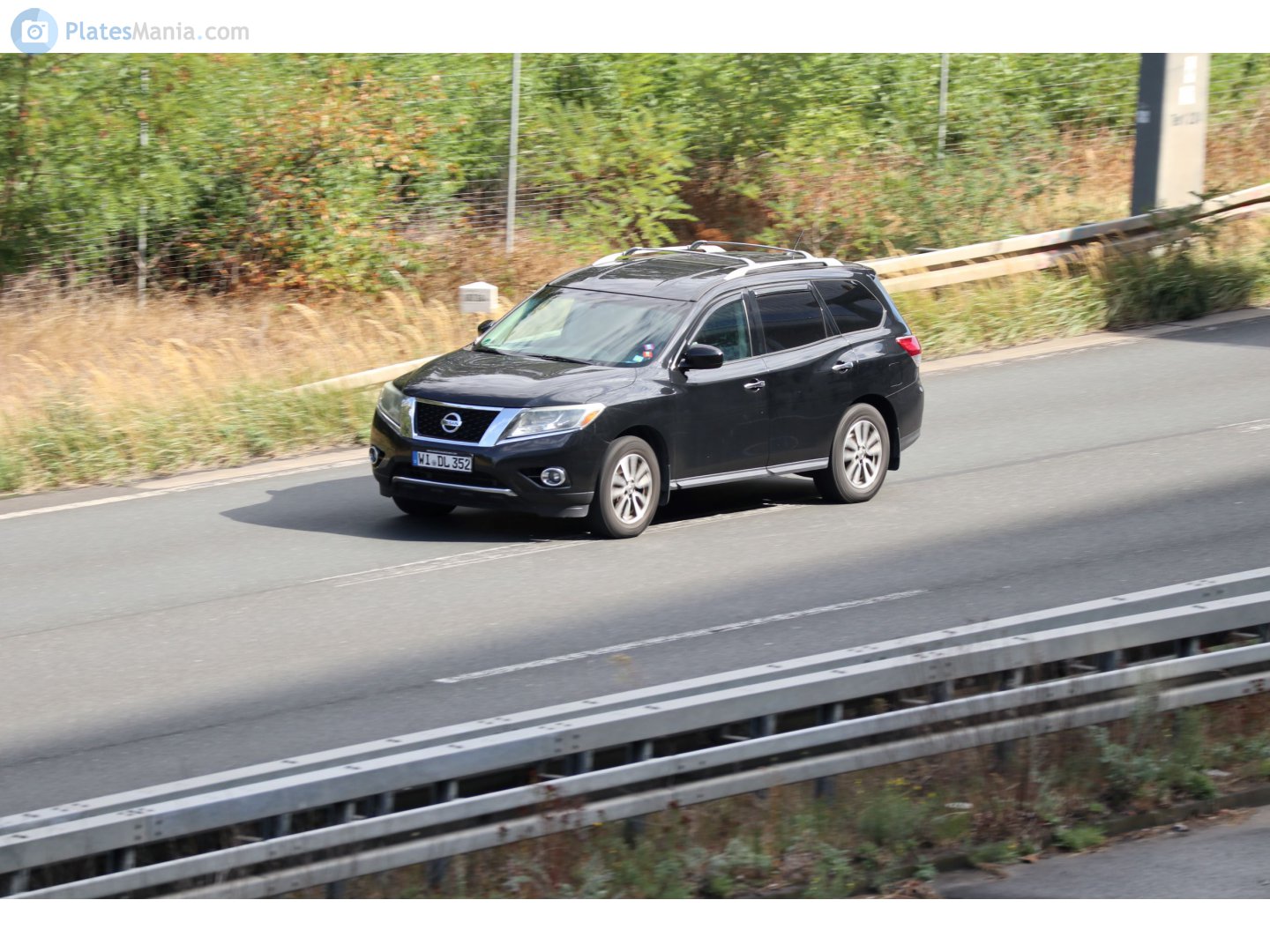 WI DL 352, Nissan Pathfinder 4th gen (R52), 2012–2016