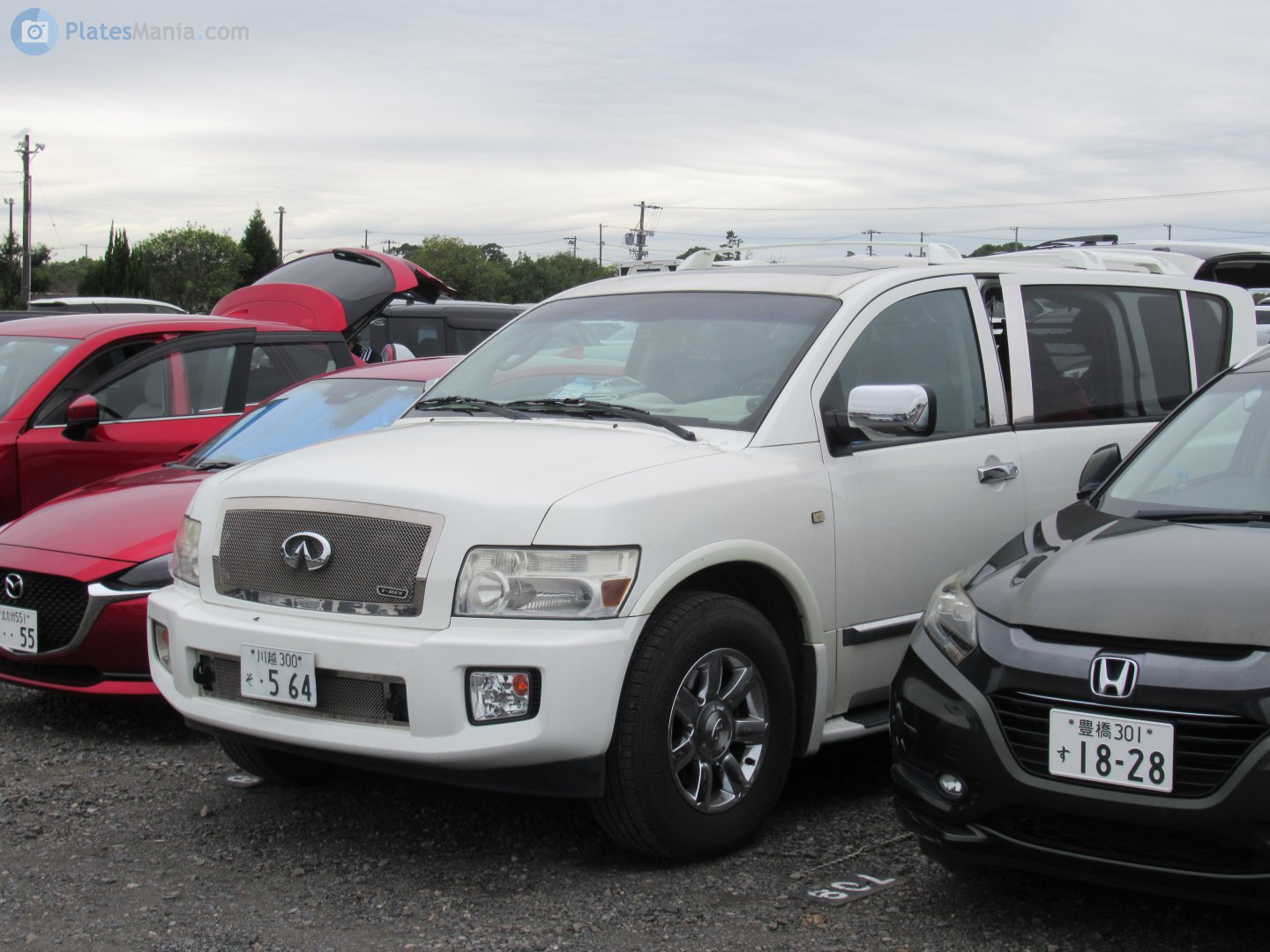 川越 300 そ 564, Infiniti QX80/QX56 1st gen QX56 (JA60), 2004–2010