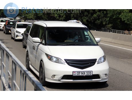 37 NX 131, Honda Elysion