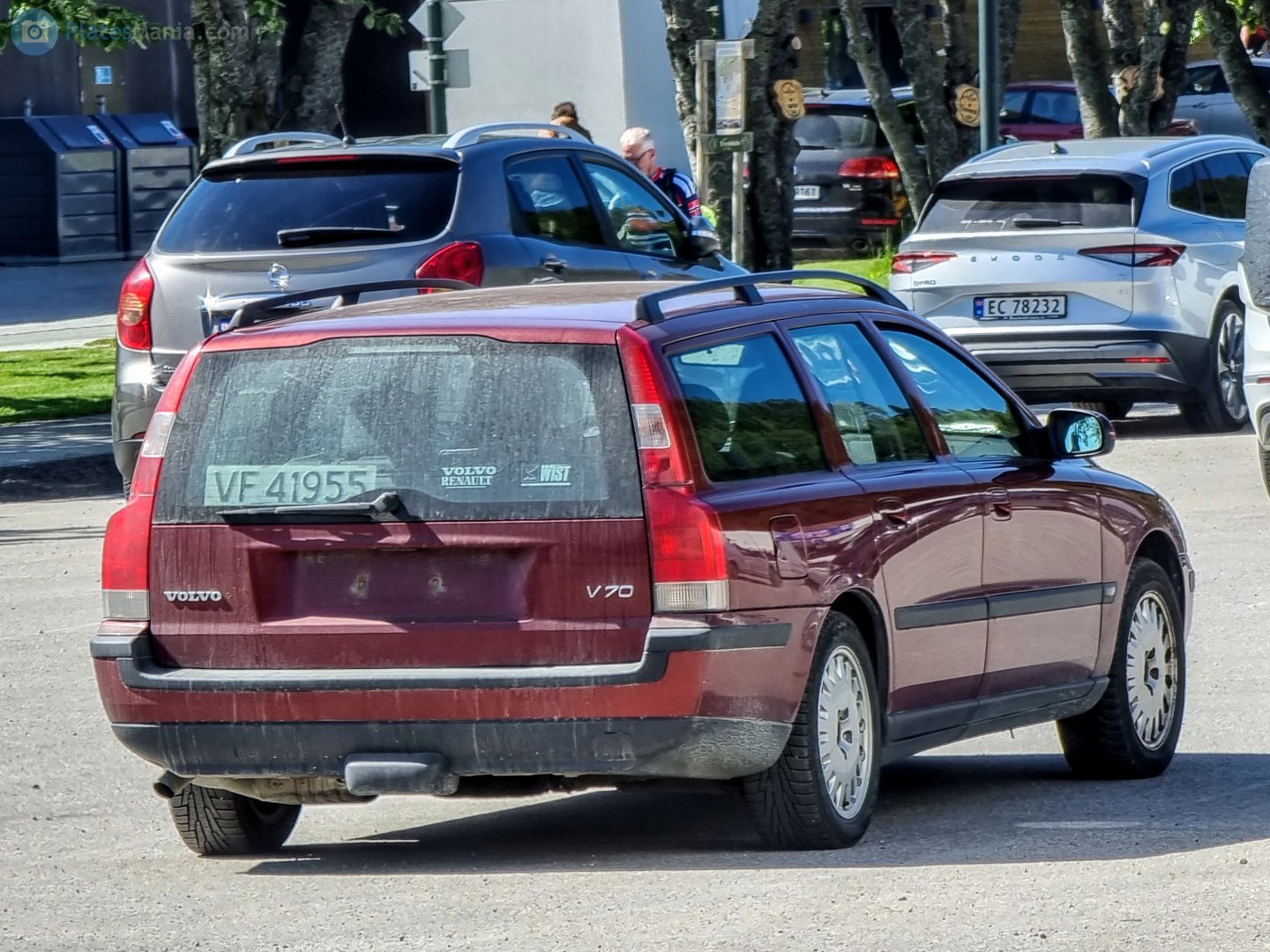 VF 41955, Volvo V70 2nd gen (285), 2000–2007